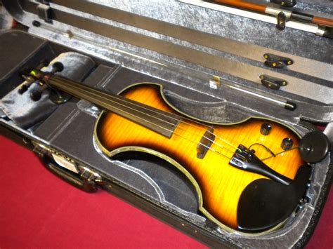 fender violin